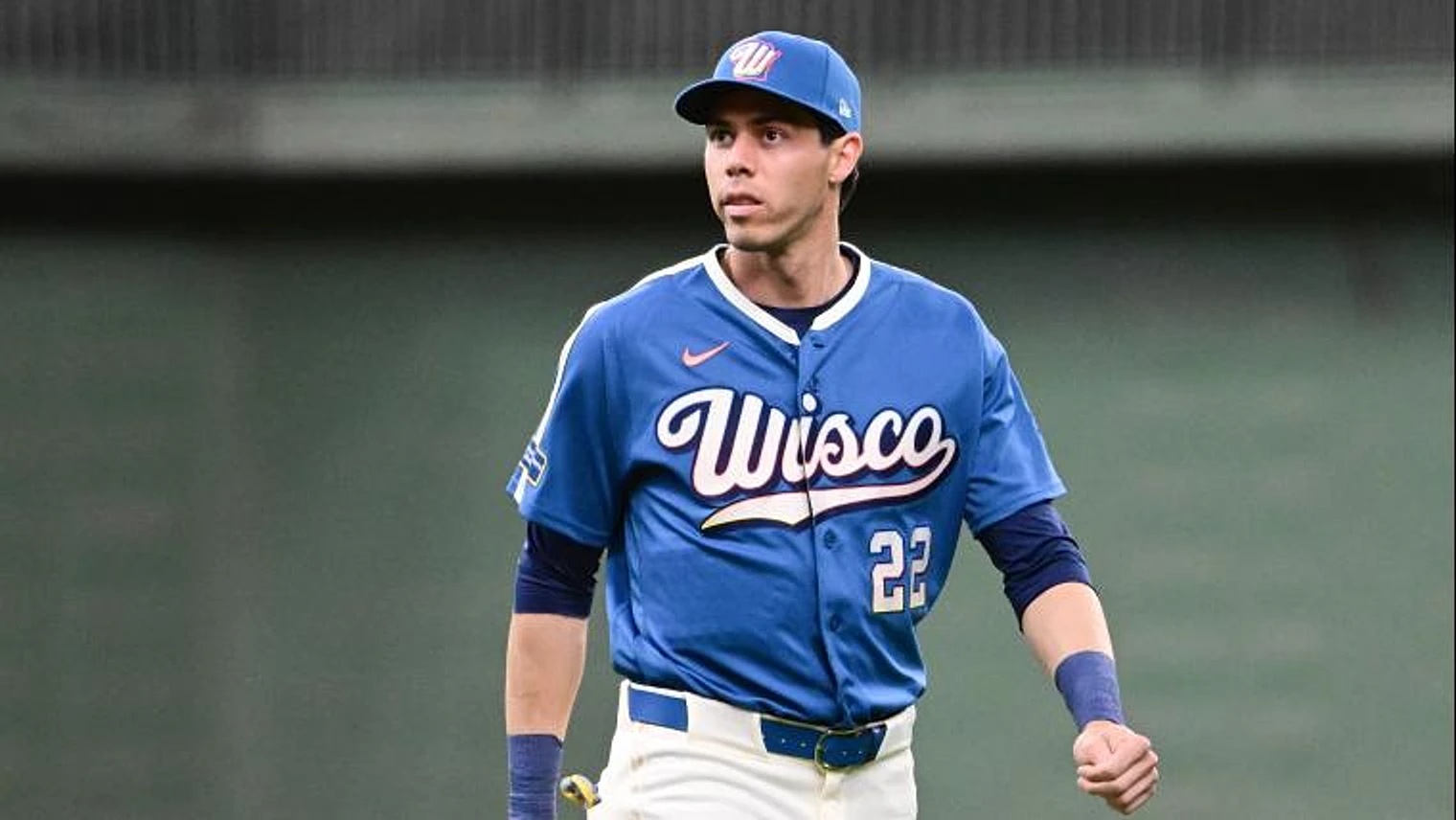 Proposed Brewers trade sees Milwaukee acquire $9.4 million two-time All-Star slugger after latest Christian Yelich injury update