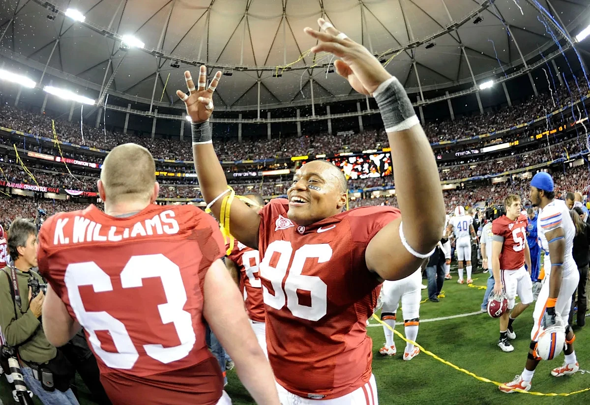 Former Alabama lineman uses makeup, wig to allegedly impersonate NFL players in loan scam