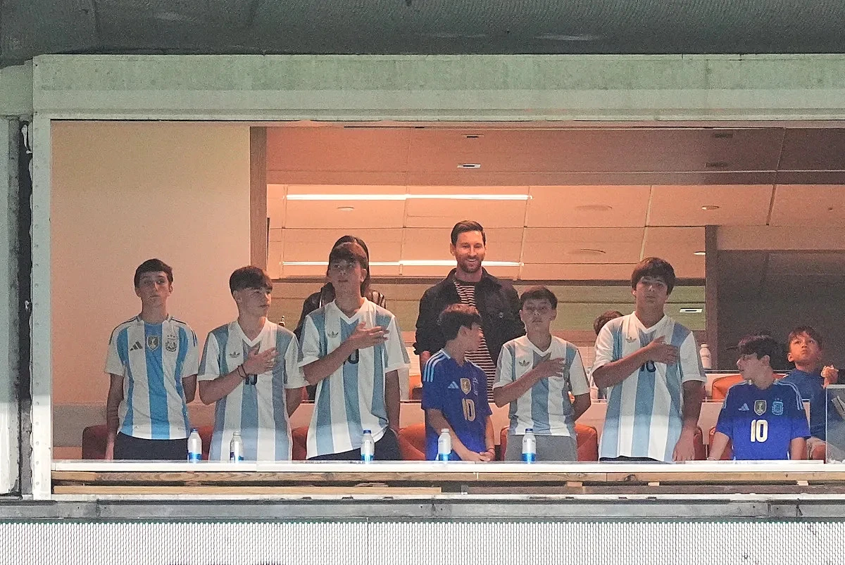 Lionel Messi accused of breaching $7 million contract by sitting out a Florida soccer friendly