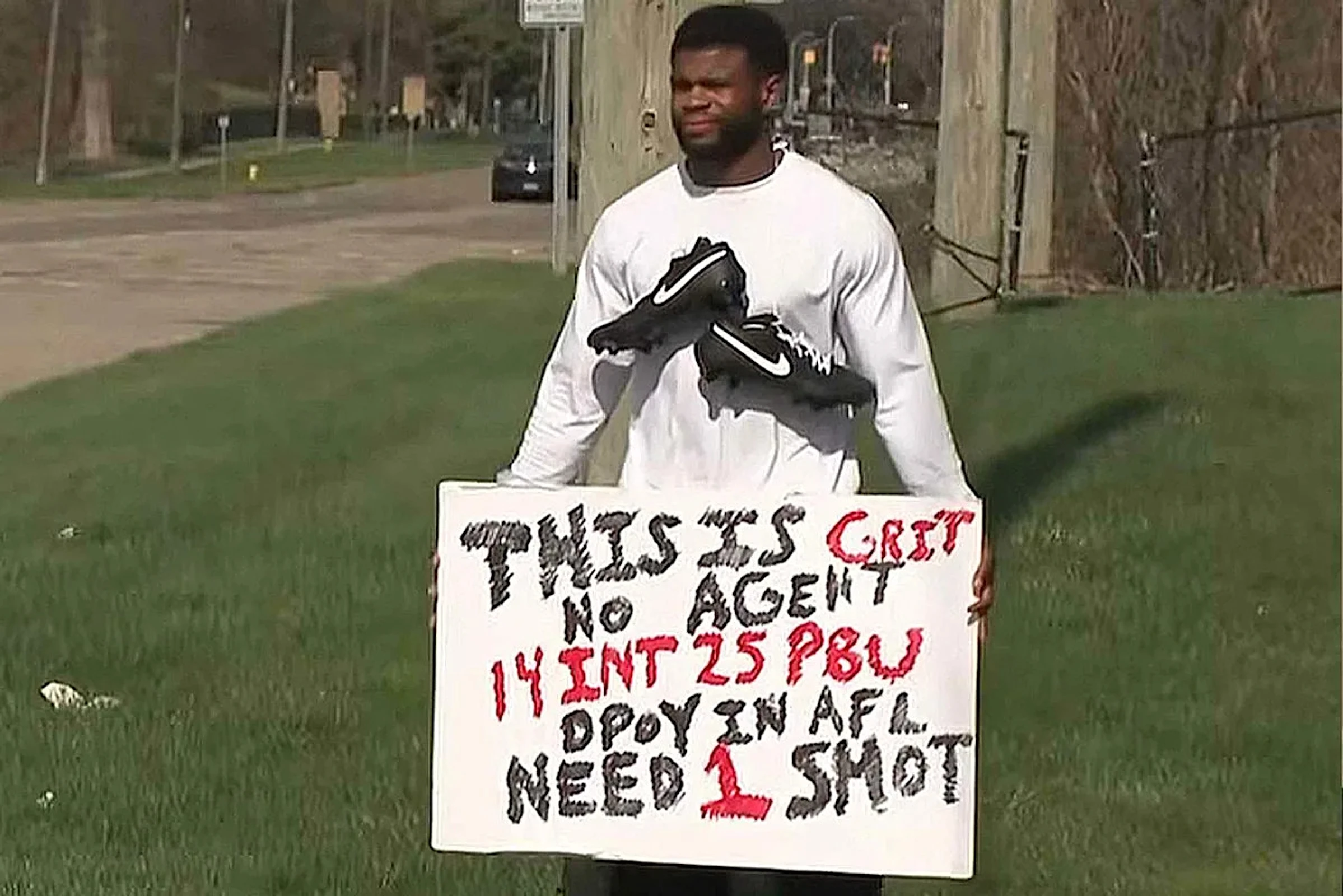 NFL Hopeful Freddie McGee III Stands Outside Lions' Field All Day Asking for '1 Shot' to Make Team
