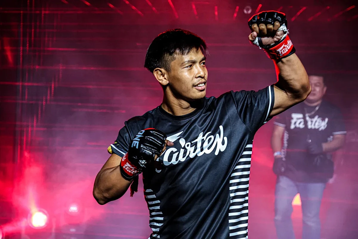 ‘I Want To Have A Place Up There’ – How Songchainoi Fought Through Adversity To Reach His World Title Dream