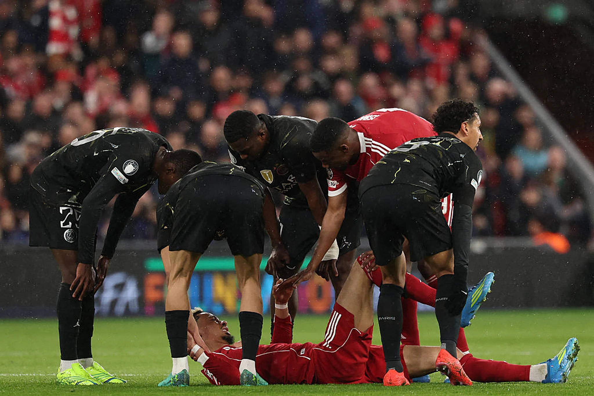 Liverpool confirm serious injury for Ekitike
