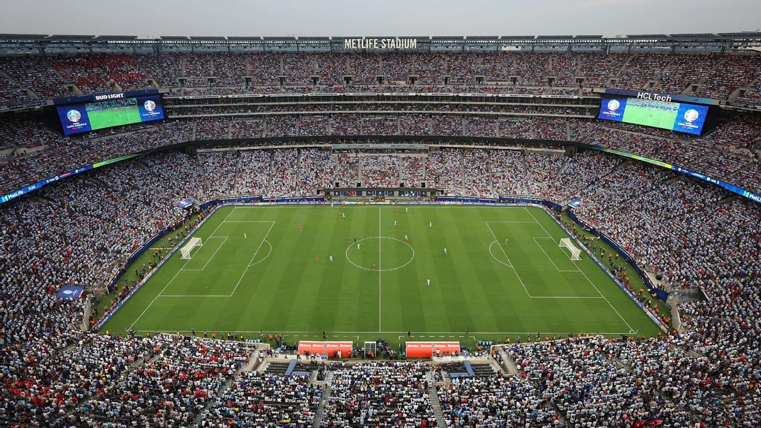 NJ governor: FIFA should pay for WC train fare