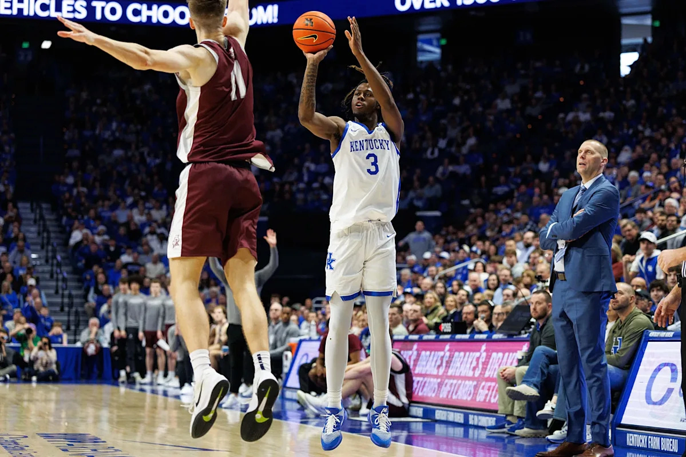 Kentucky needs to add some shooters from the transfer portal