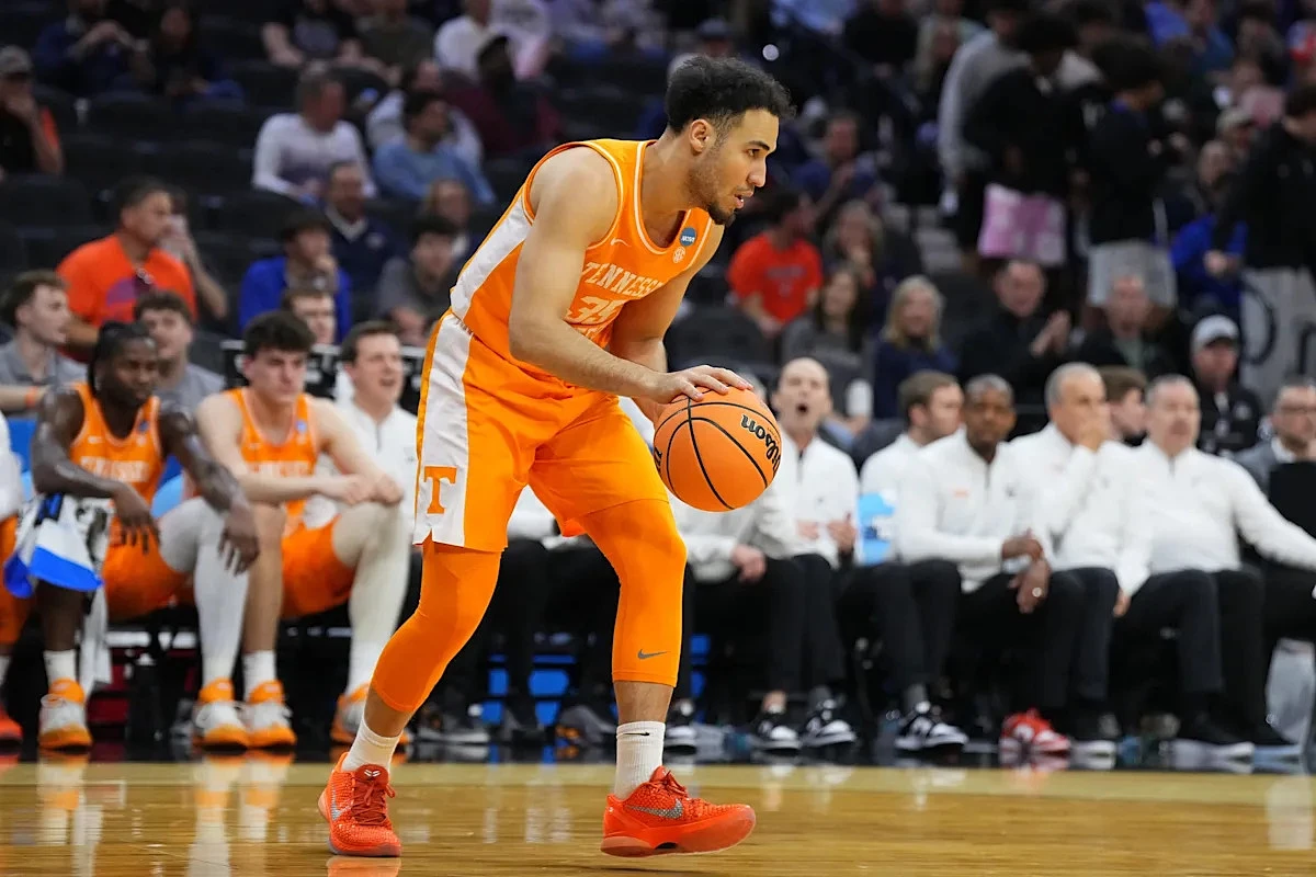 Tennessee basketball guard Ethan Burg returning to Israel after one season