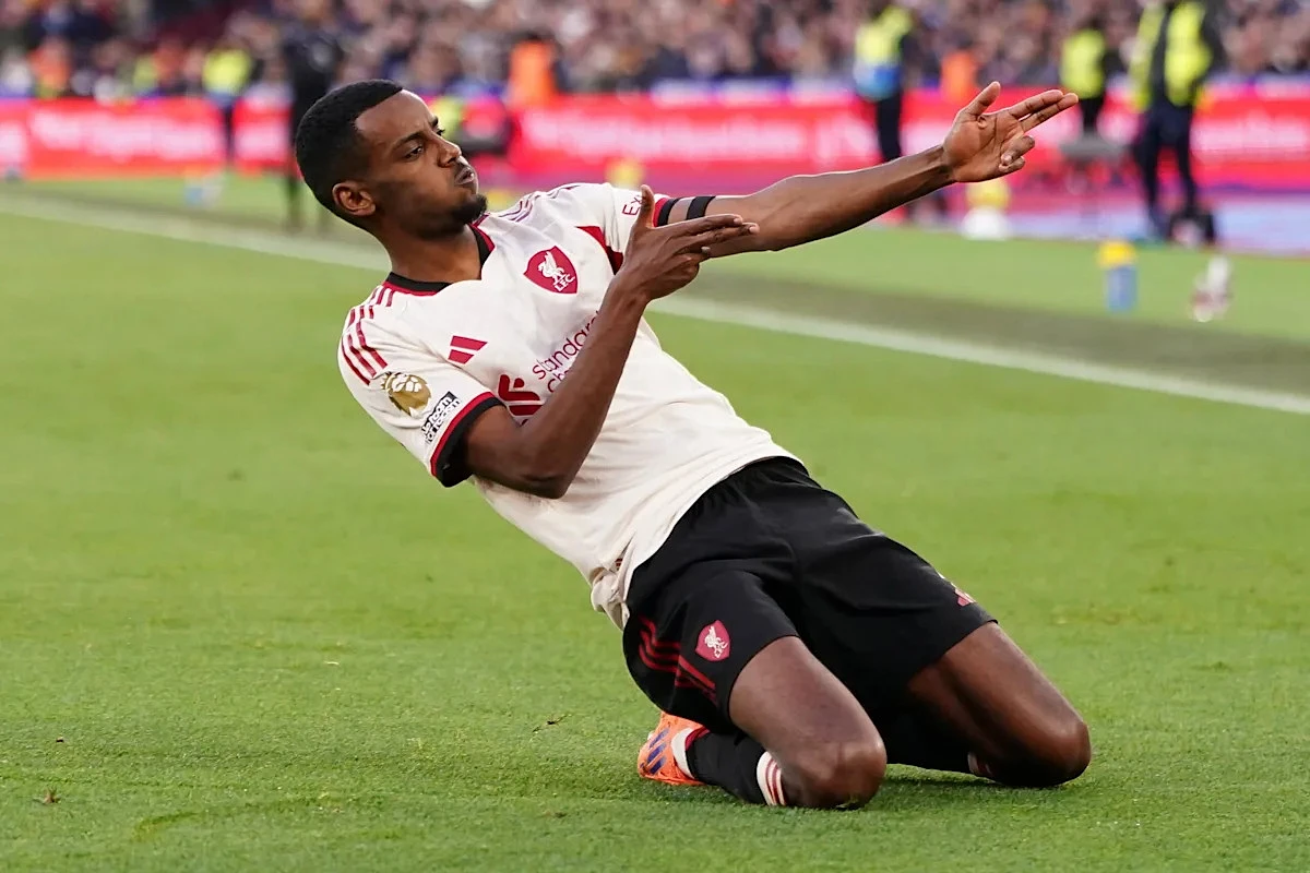 “I’m getting there” – Alexander Isak speaks on his Liverpool return ahead of the Merseyside Derby