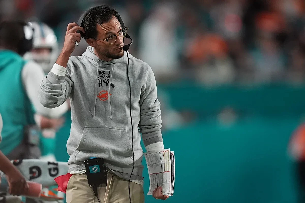 Mike McDaniel used hilarious move to land Dolphins free agent