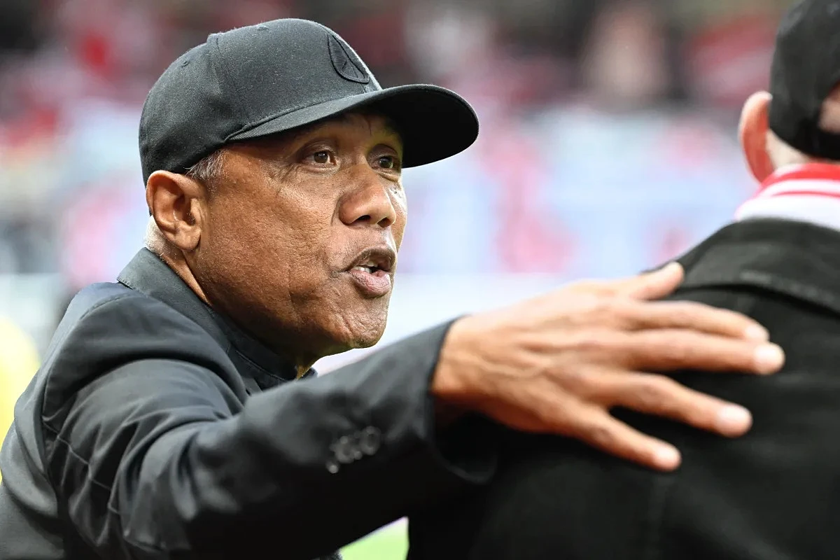 ‘There are more Italians at Paris FC than at Juventus and AC Milan’ – Antoine Kombouaré makes fun of Italy’s failure to qualify for World Cup - Image 1