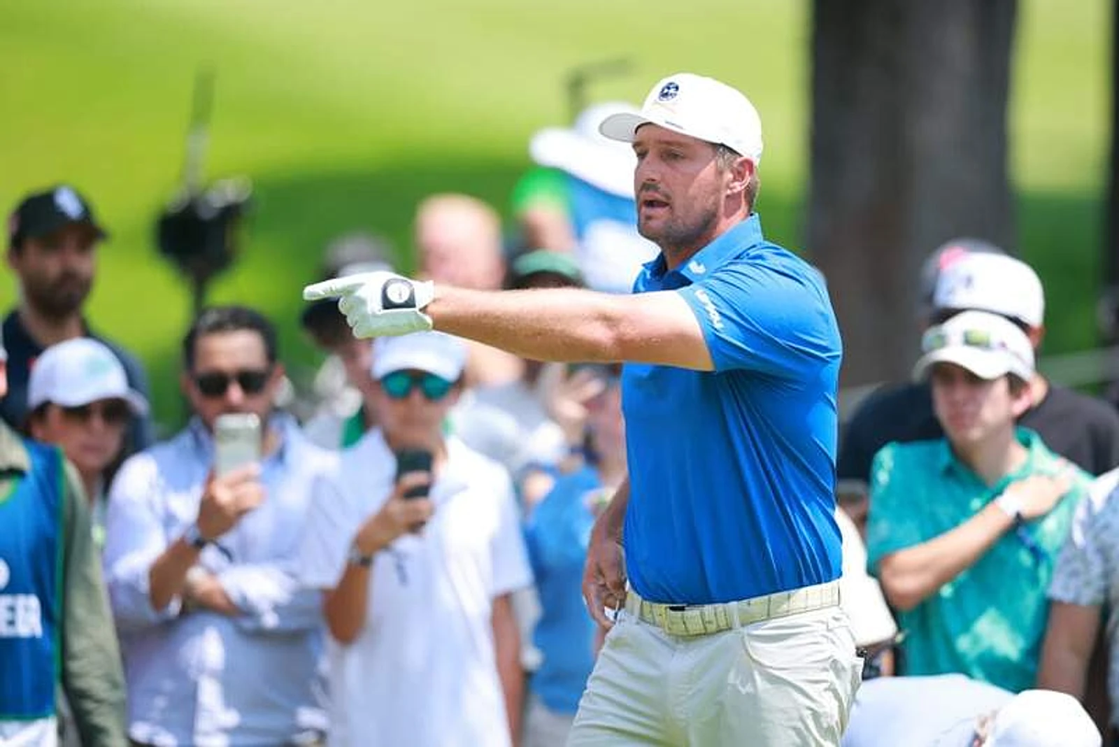 What Bryson DeChambeau did just before withdrawing from LIV Mexico which was so uncharacteristic