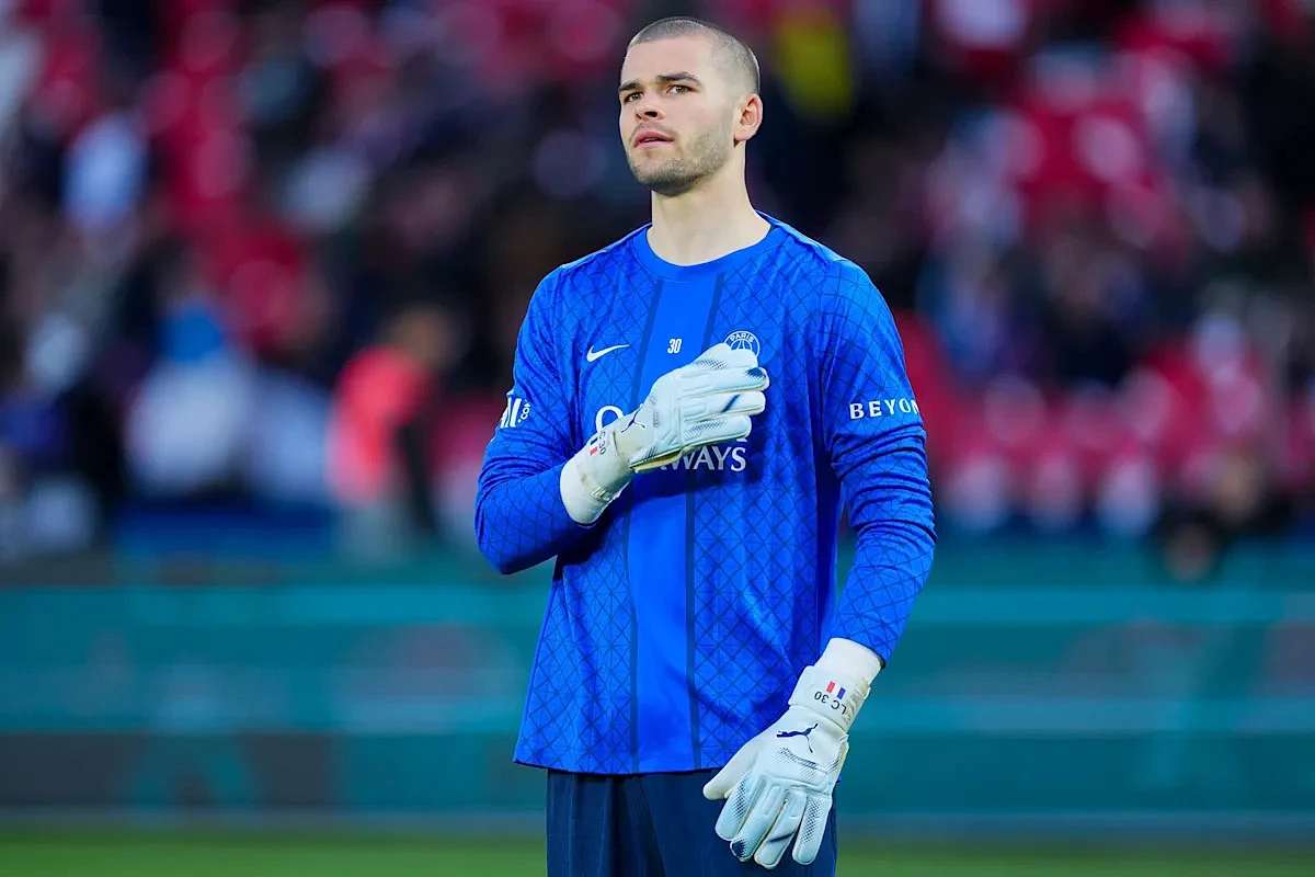 Tottenham have “made contact” with PSG over keeper Lucas Chevalier