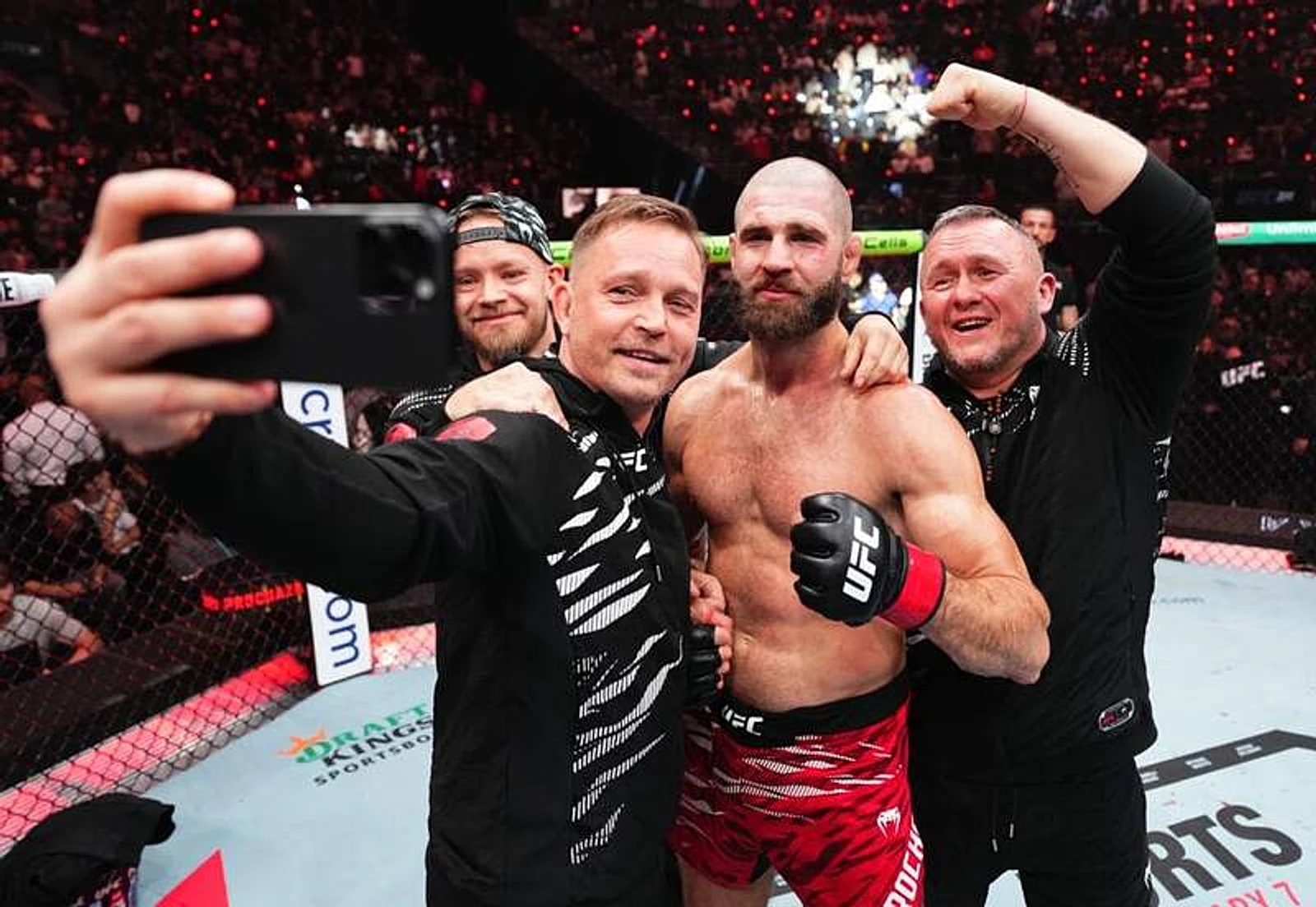 Jiri Prochazka says he was at 50% in loss to Carlos Ulberg - Image 1