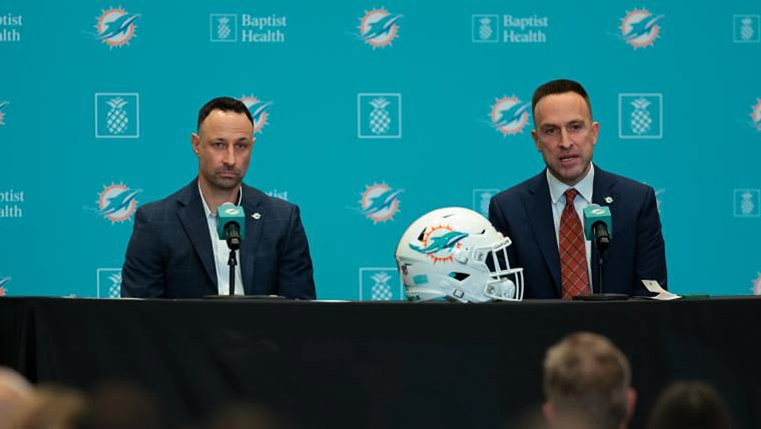 Dolphins predicted to pick OT and CB with injury risk in Round 1 of ESPN mock draft