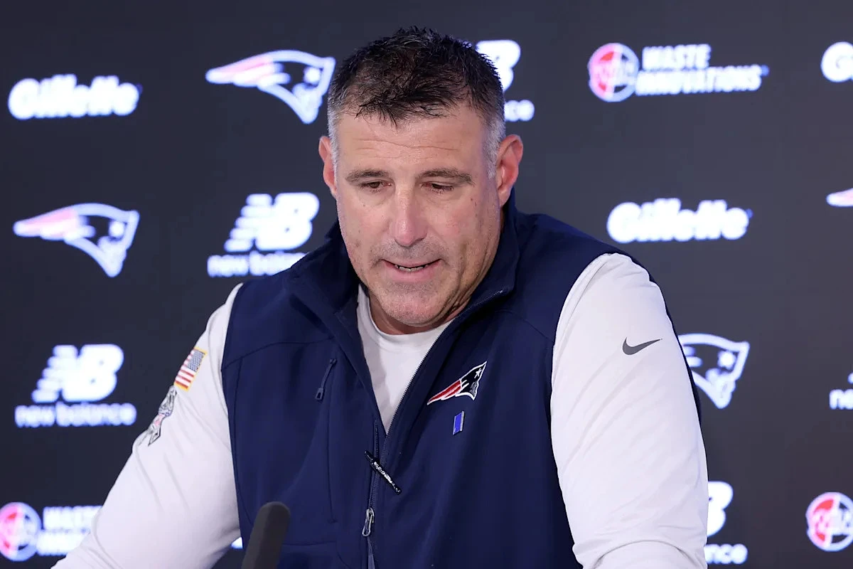 New England Patriots Coach Mike Vrabel Announces He’ll Seek Counseling in Light of Controversy With NFL Reporter Dianna Russini - Image 1