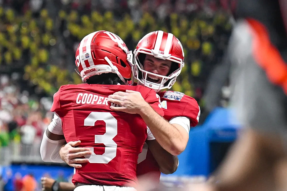 Las Vegas Raiders 2026 NFL mock draft: How trading up or back at 36 impacts rest of draft - Image 1