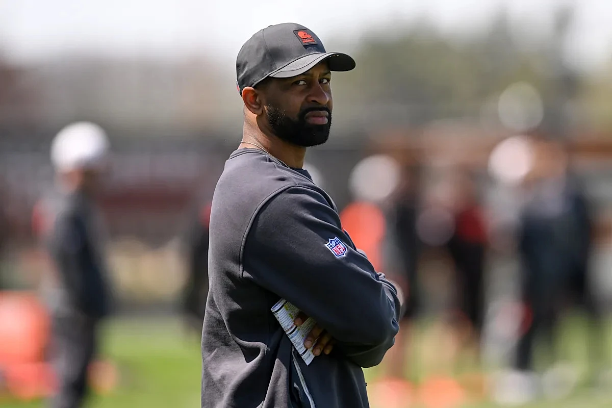 2026 NFL Draft: Cleveland Browns do the expected, trade out of No. 6 pick - Image 1