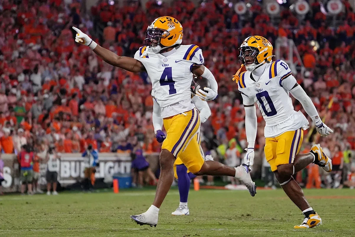 Chiefs trade up for top CB in draft after sending Trent McDuffie to Rams - Image 1