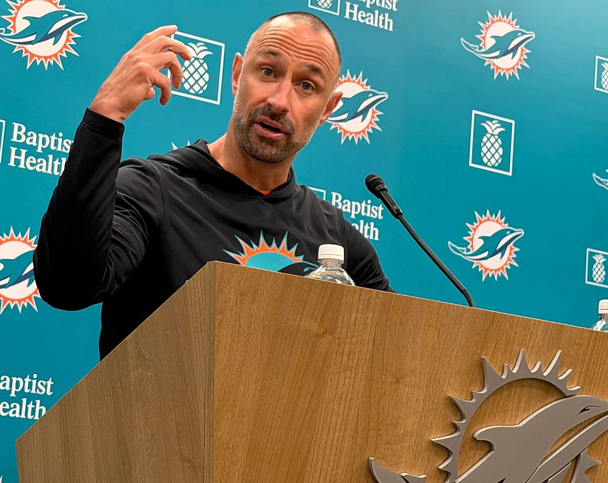 Dolphins trade down with Dallas in NFL draft, add two extra picks - Image 1