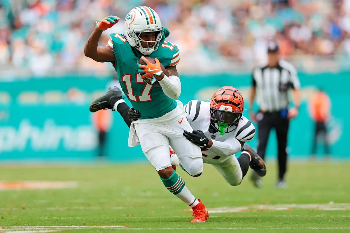 The earlier Jaylen Waddle trade finalized at the 2026 NFL Draft - Image 1