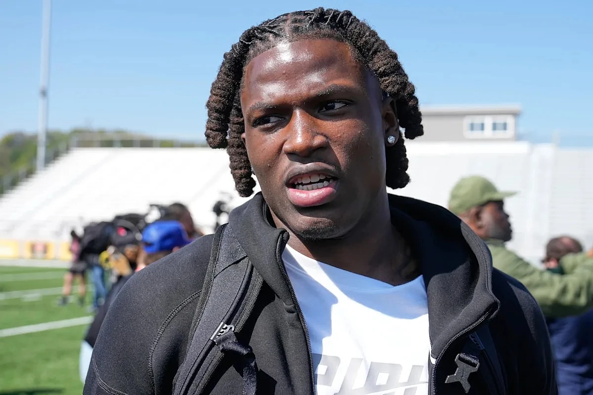 NFL Draft 2026: Giants pick Arvell Reese at No. 5 | Where does he fit in their defense?