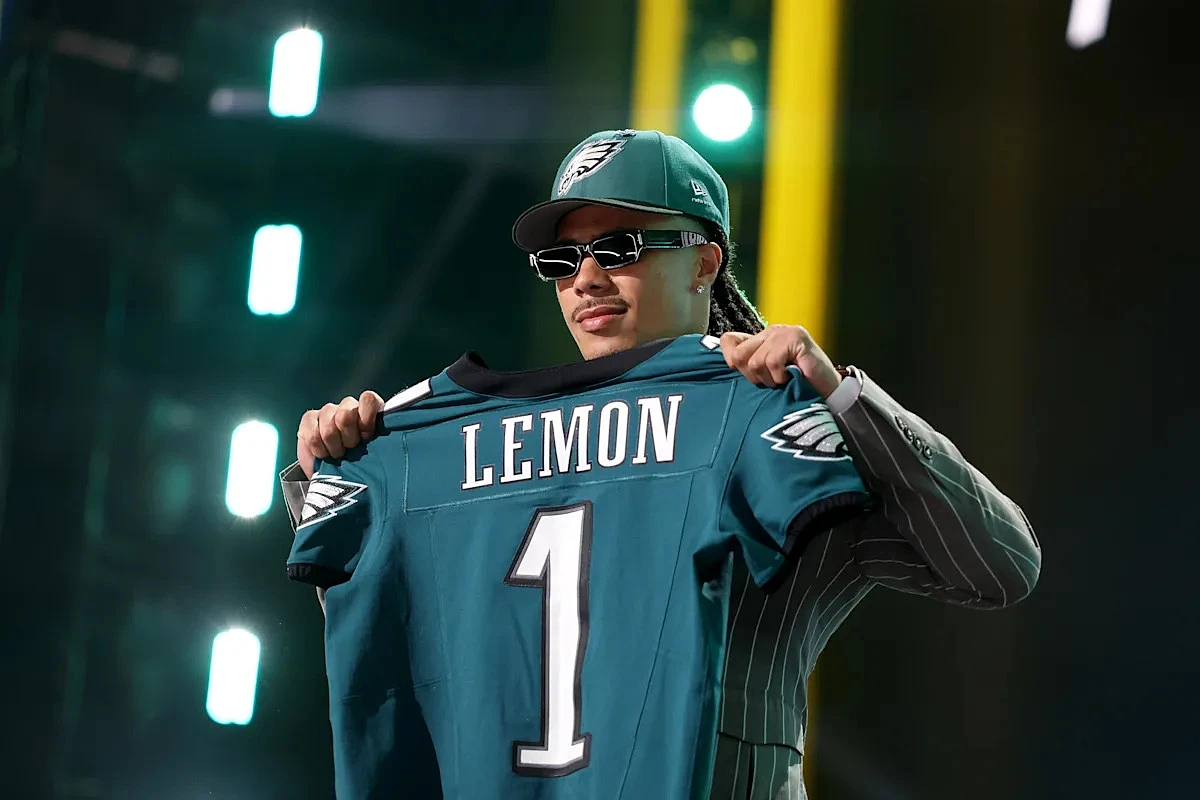 Eagles swipe Makai Lemon from Steelers, who were reportedly on the phone to draft USC WR