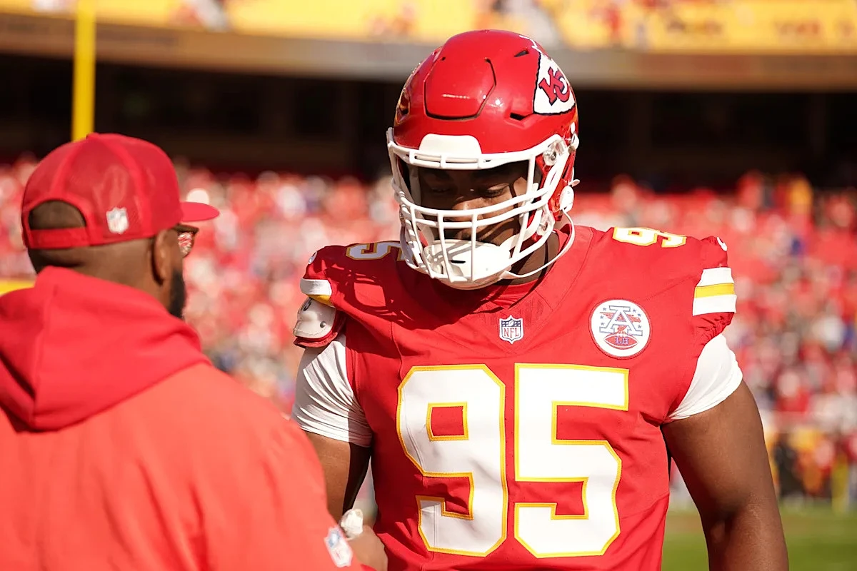 Chris Jones reacts to Chiefs picking Peter Woods in 2026 NFL Draft