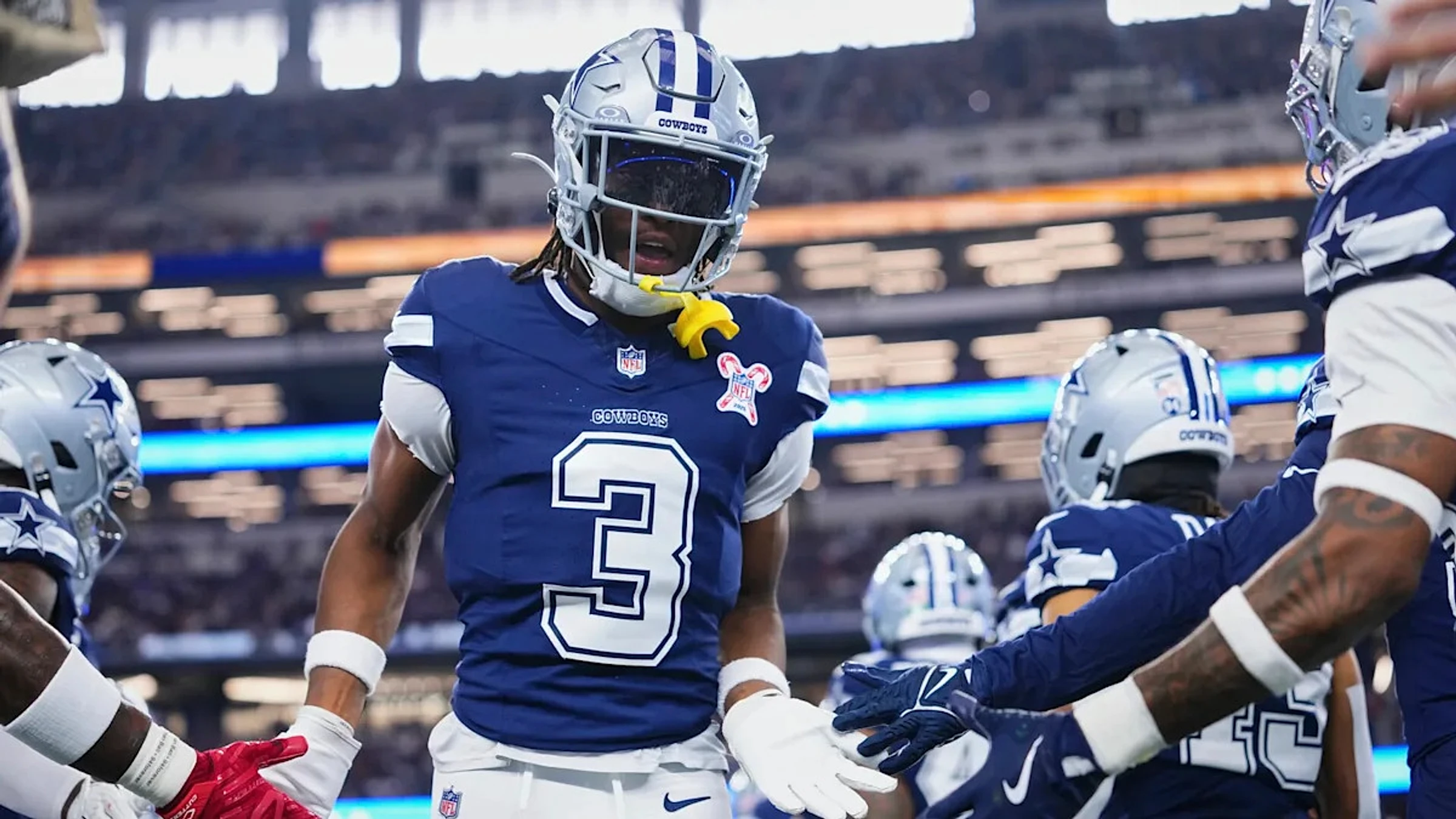 Stephen Jones: "Zero intention" of trading George Pickens