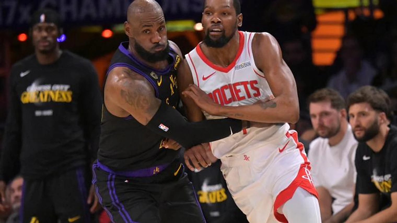 Lakers' Deandre Ayton reveals LeBron James, JJ Redick's stern playoff message vs. Rockets