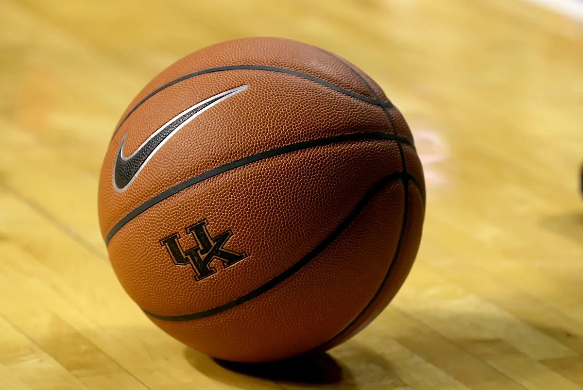 Kentucky gets a commitment from a talented international forward