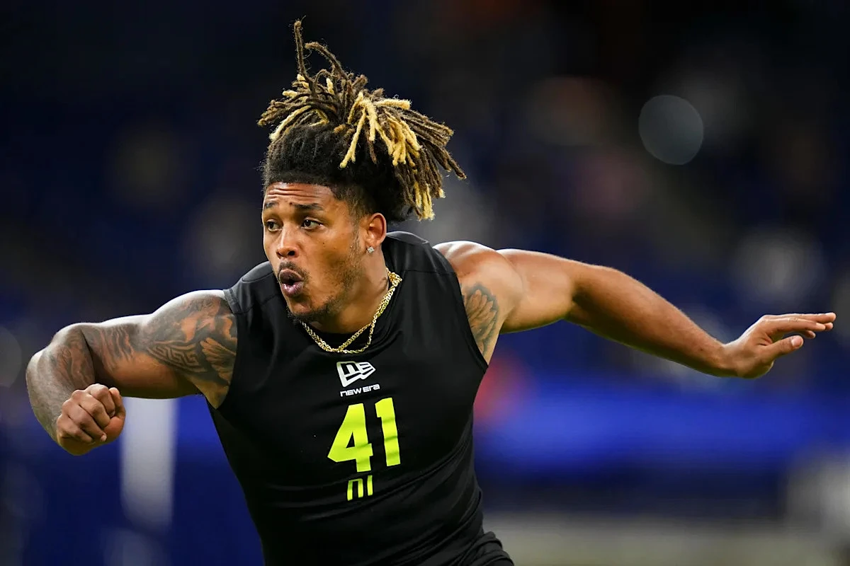 Bengals select DE Cashius Howell in second round of NFL Draft