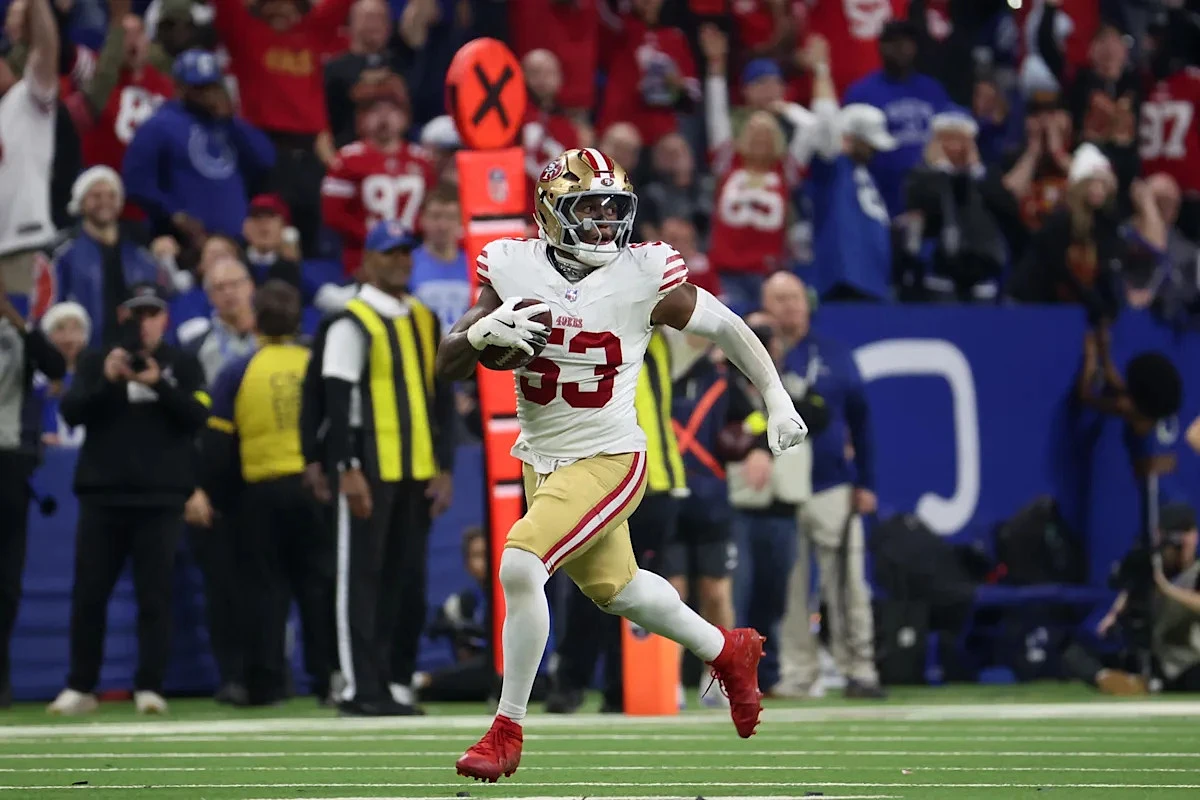 Cowboys trade Day 3 pick for 49ers LB Dee Winters: Details, grade - Image 1