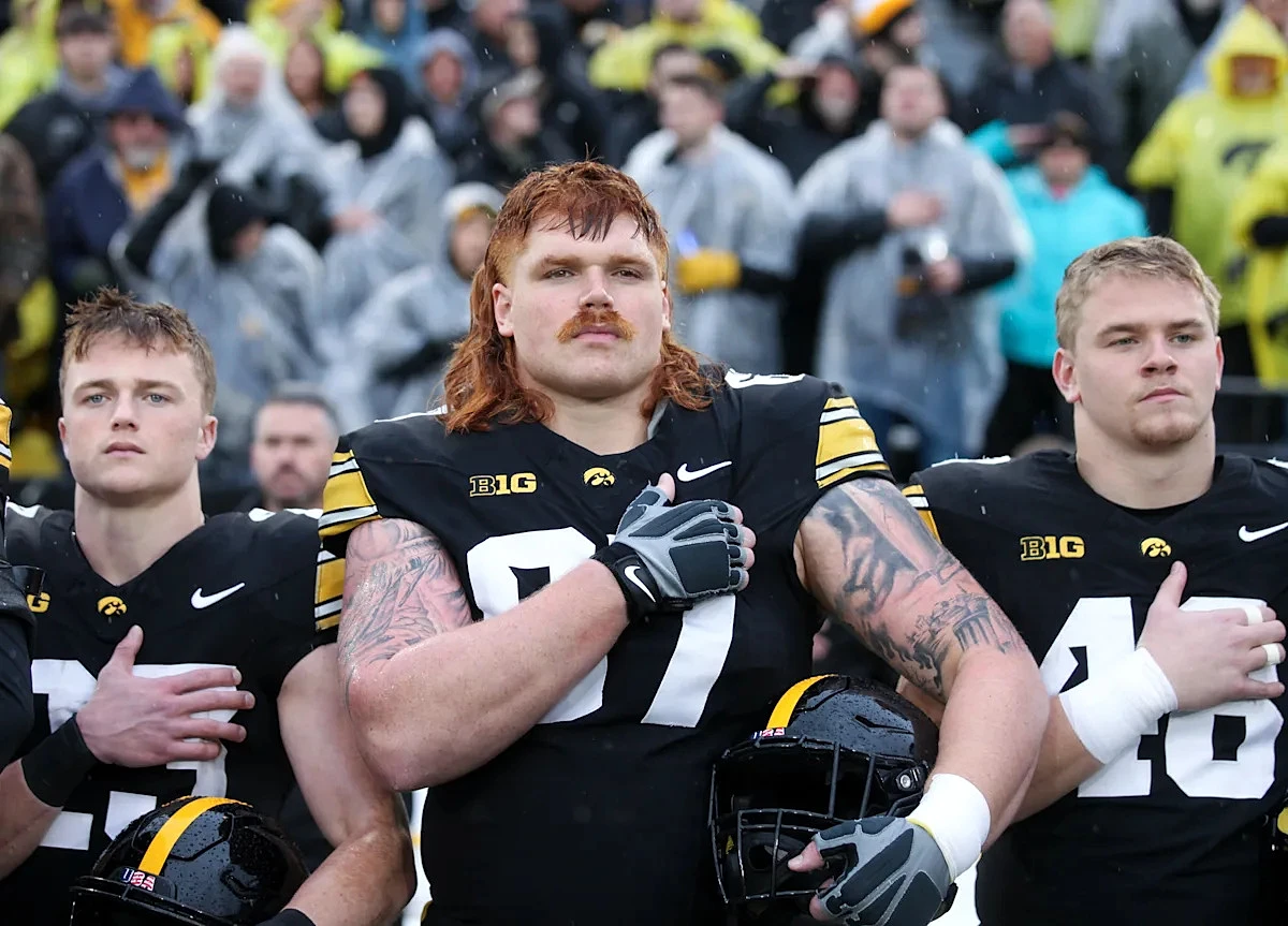 Steelers select Iowa OL Gennings Dunker in third round of 2026 NFL Draft