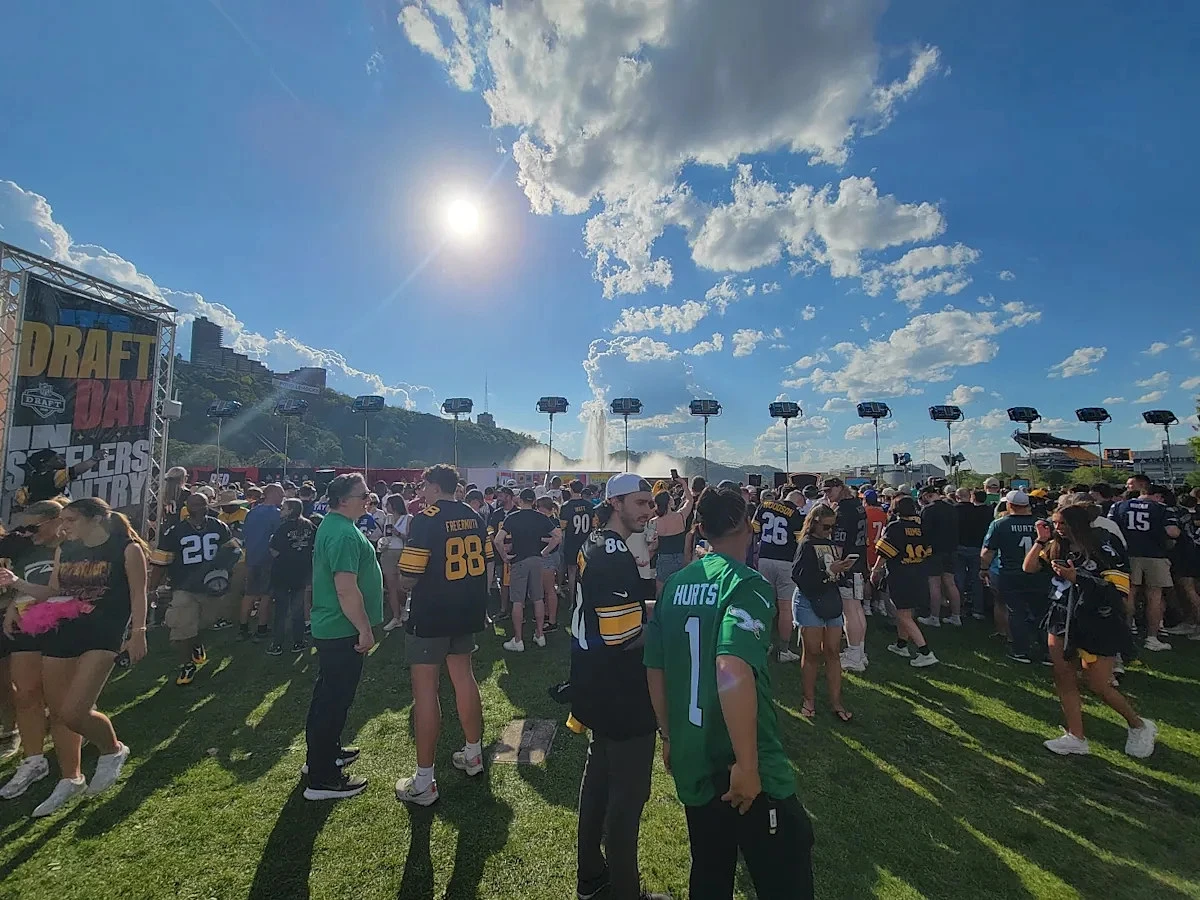 Cleveland Browns NFL Draft Live Blog – Rumors, Picks, and More (Day 3)