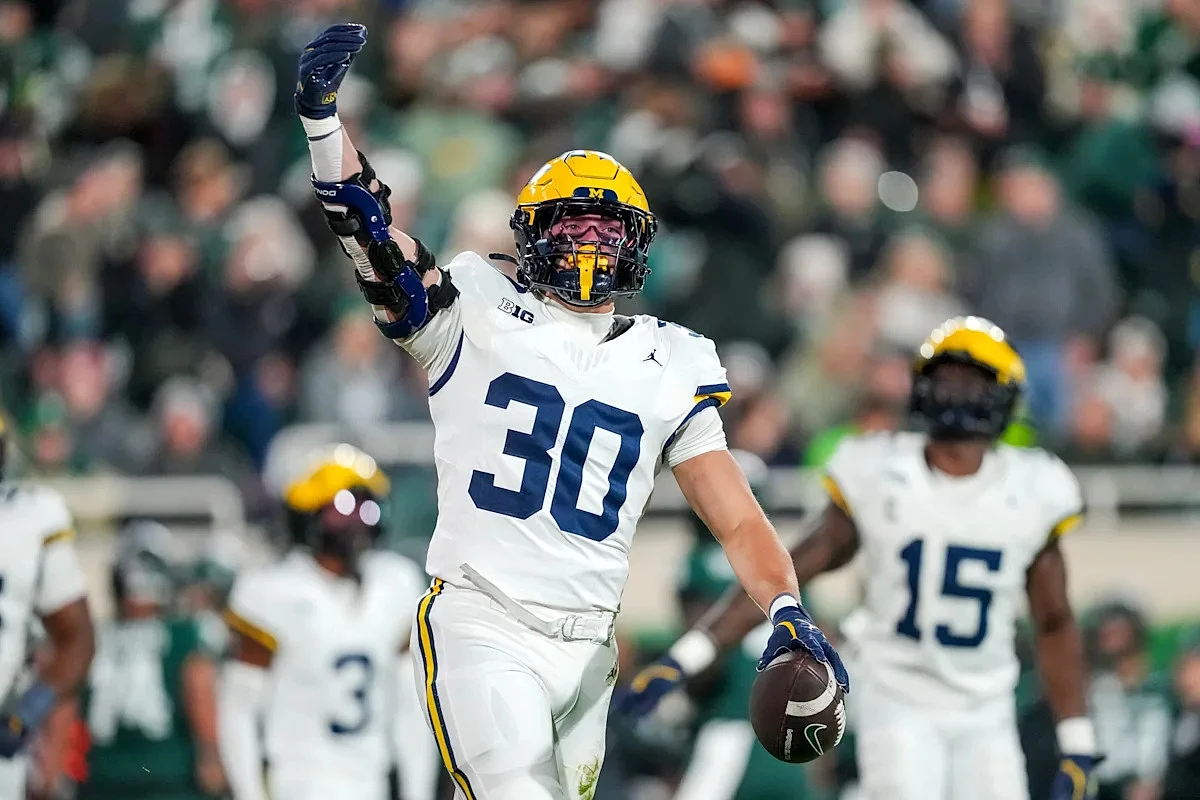 Detroit Lions select Michigan LB Jimmy Rolder in fourth round.