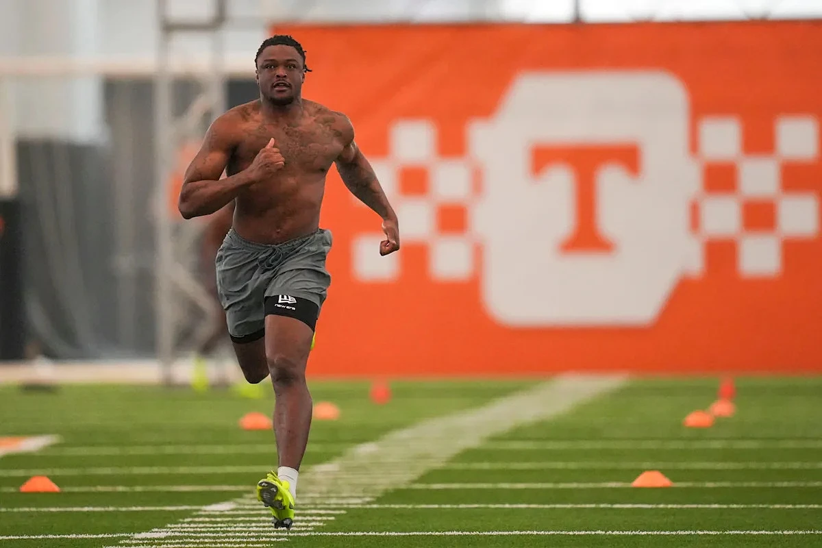 Pros, cons of Washington Commanders picking Tennessee's Joshua Josephs in 2026 NFL Draft