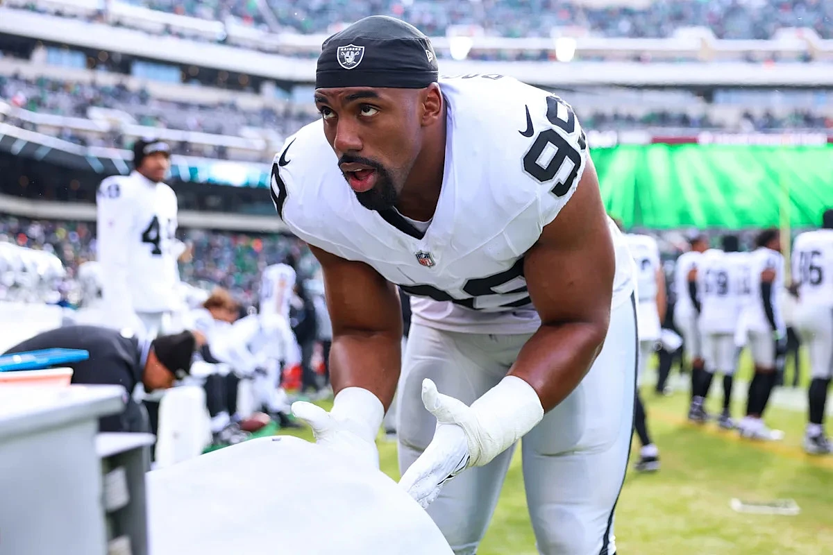Raiders send former first-round pick to Saints during NFL draft: Trade details