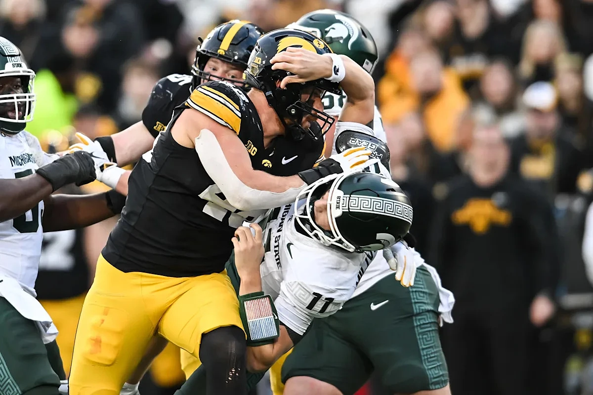 Miami Dolphins pick Max Llewellyn in NFL Draft: scouting 7th-rounder