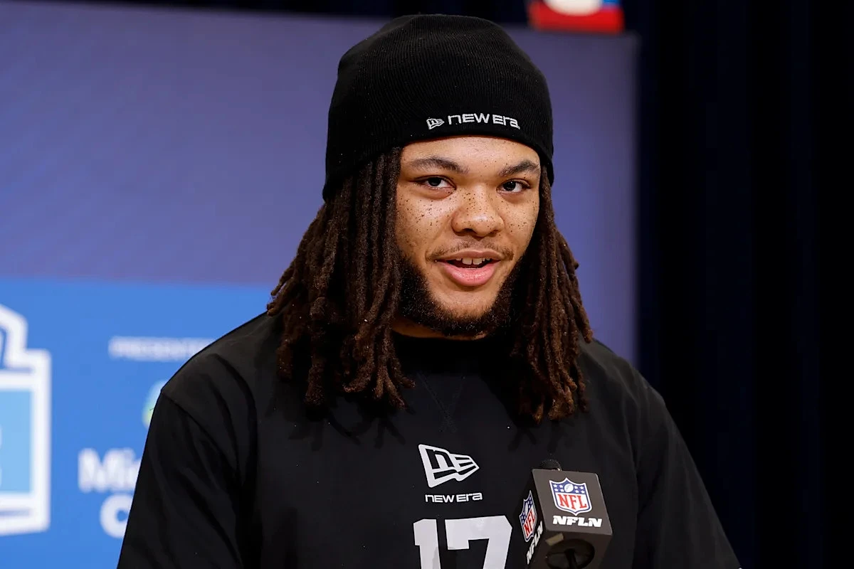 2026 NFL Draft: Broncos make Buffalo's Red Murdock Mr. Irrelevant, scooping up linebacker with final pick