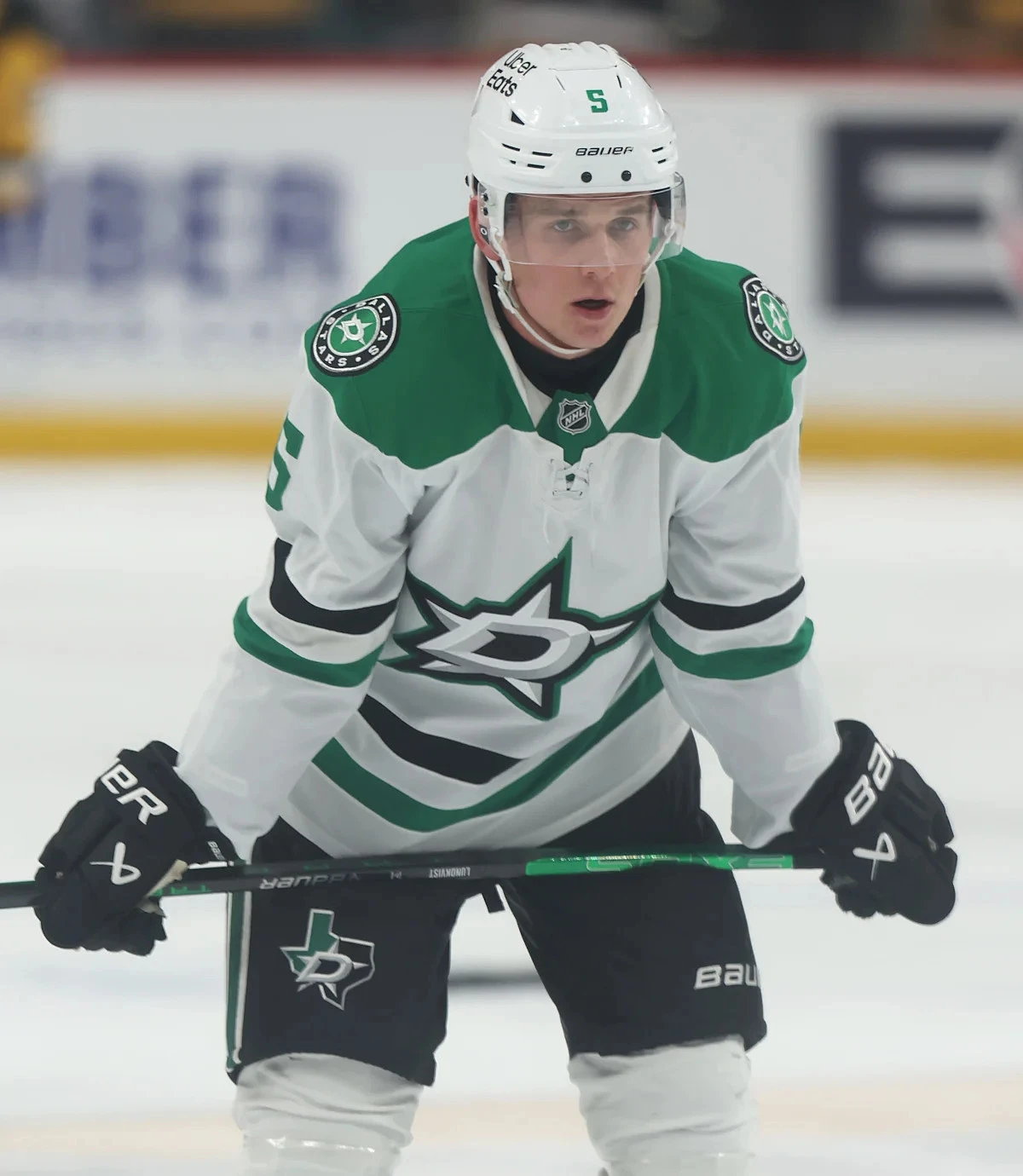 Nils Lundkvist injury update: Stars D being hit in face by skate