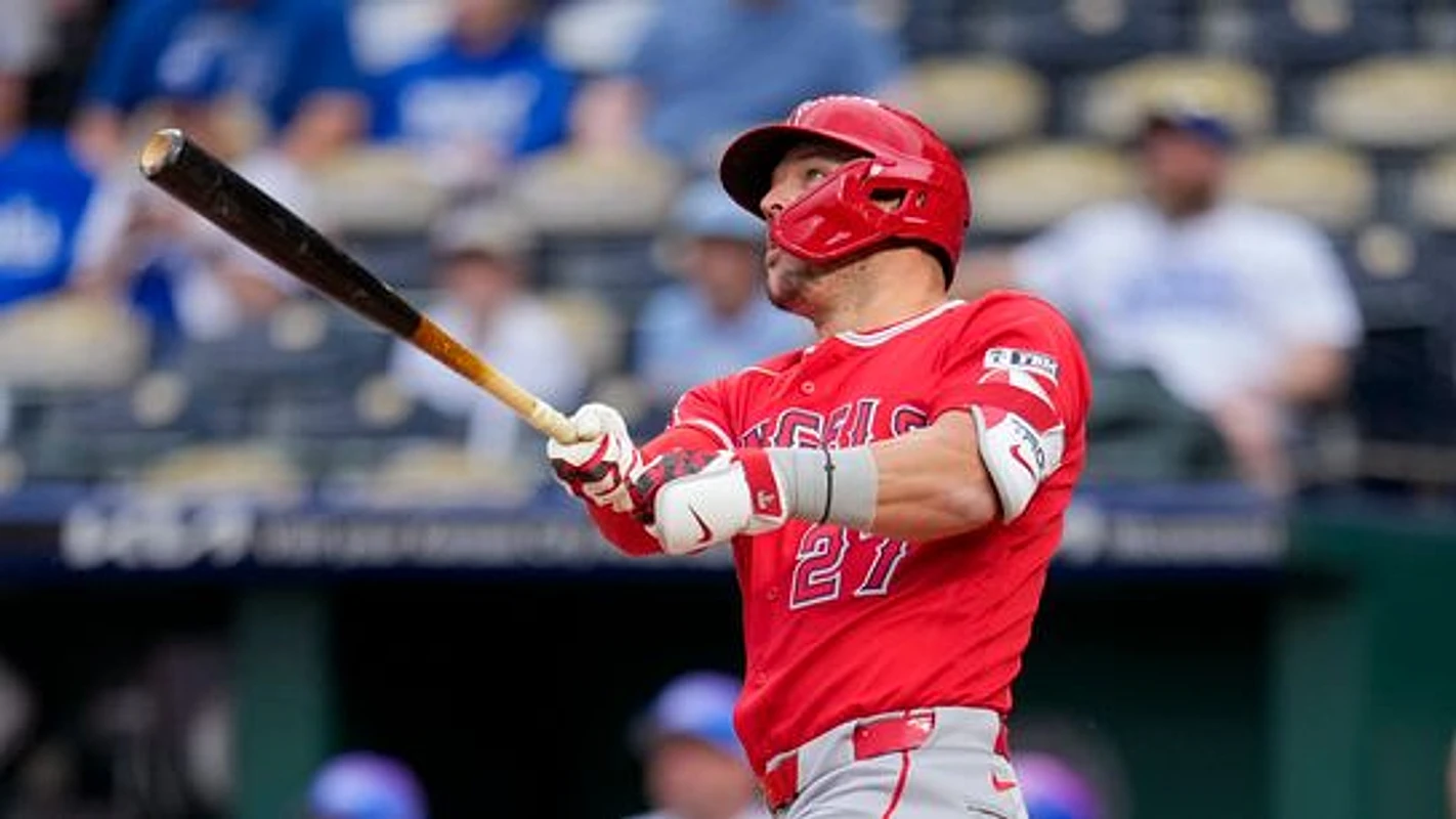 Angels blow six-run lead, swept by Royals in messy bullpen loss - Image 1