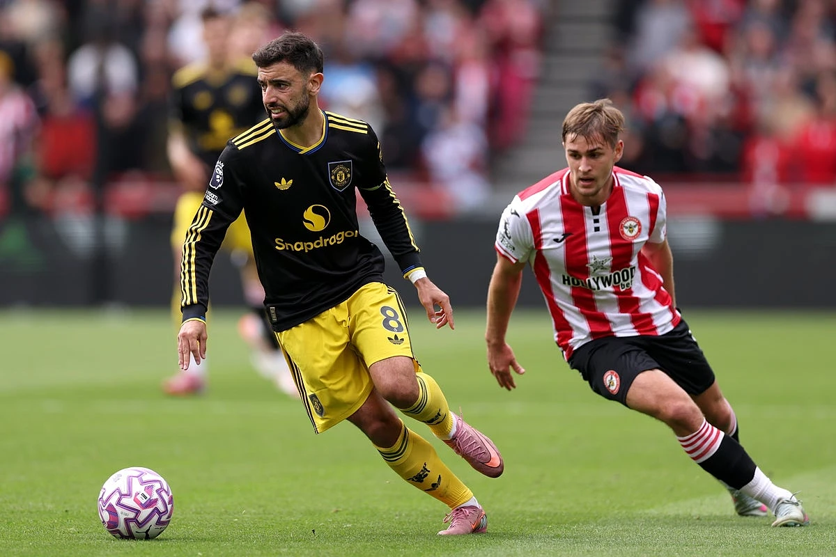 Is Brentford vs Manchester United on TV? Channel, kick-off time and how to watch Premier League clash