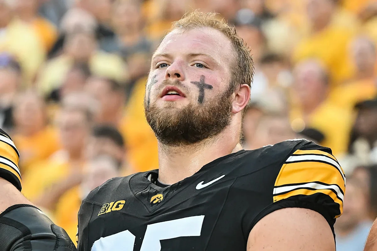 Ben Johnson was 'smitten' by Bears rookie center Logan Jones