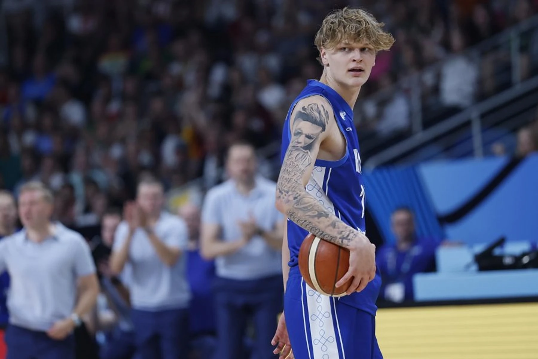 Miikka Muurinen: Arkansas gets commitment from 7-foot Finnish forward