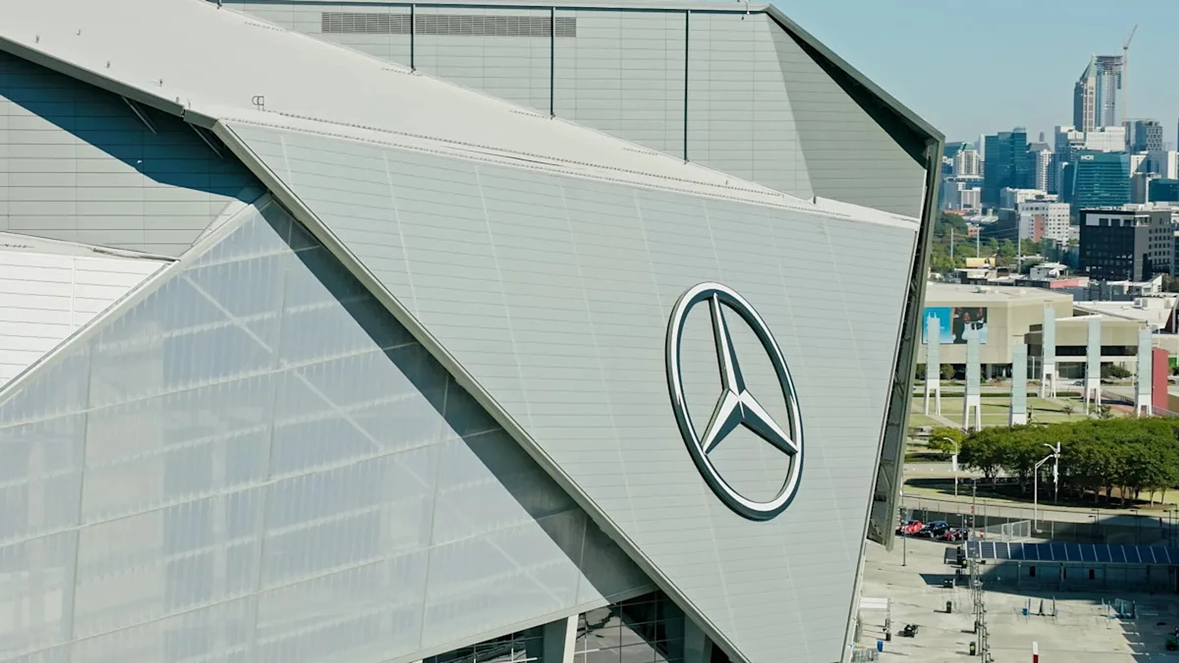 With the World Cup coming, FIFA covers Mercedes-Benz logo on "Atlanta Stadium"