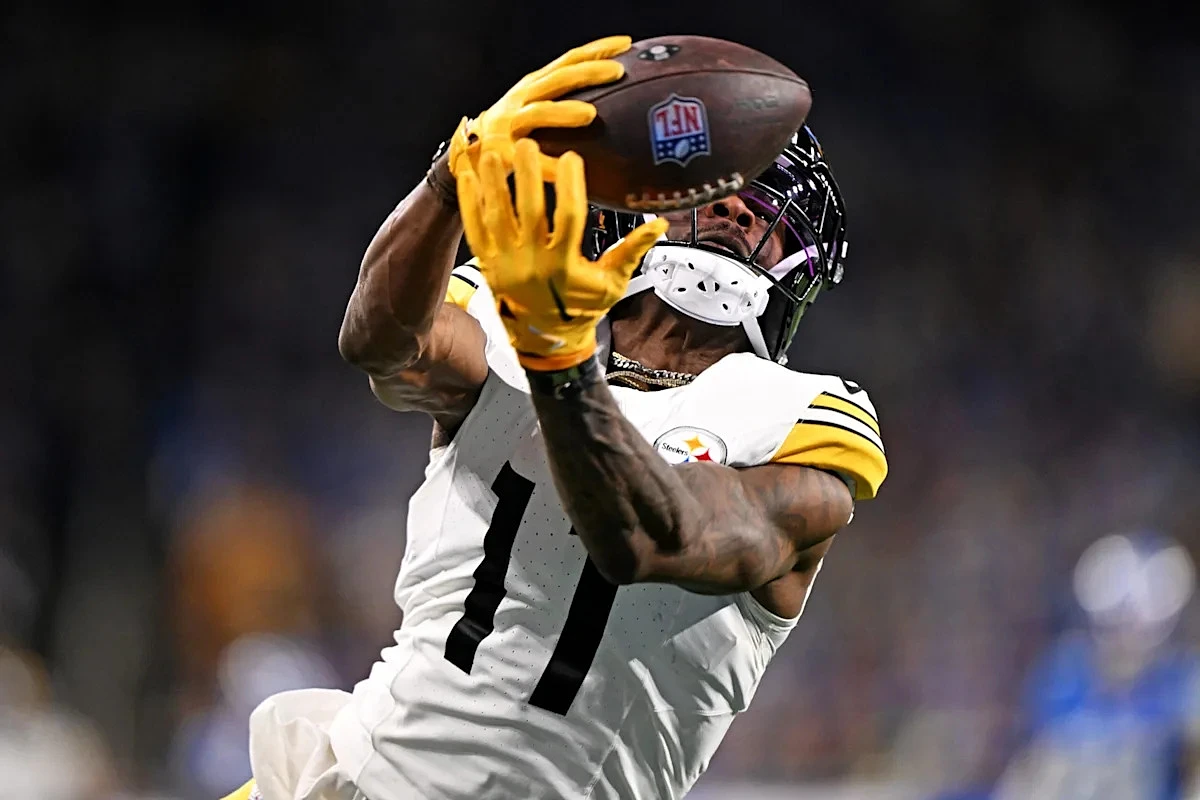 Grading the signing: Dallas Cowboys get a well-known wide receiver, but he comes with warning signs everywhere
