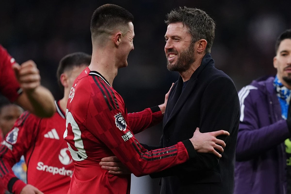 Man United star backs ‘unbelievable’ Michael Carrick to be given full-time role - Image 1