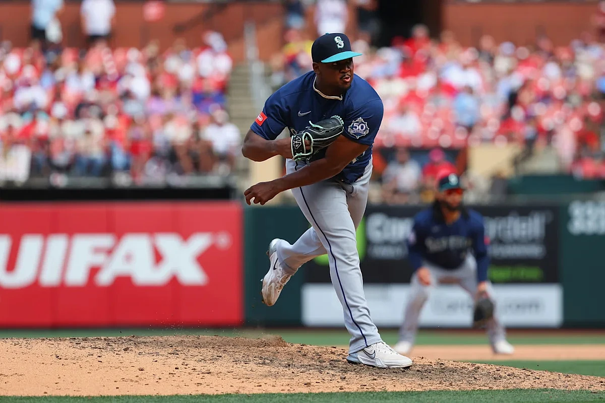 Mariners News: Cole Young, Jose A. Ferrer, and Max Scherzer