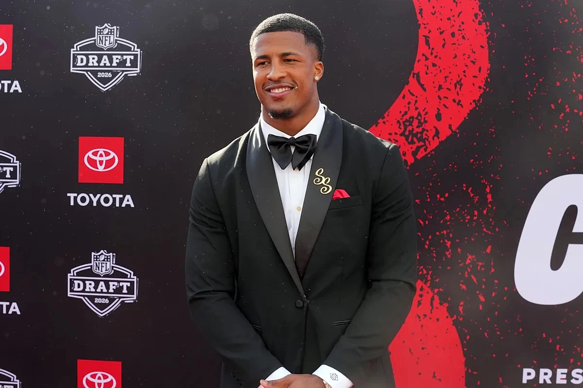 Commanders' Sonny Styles plays Knockout for best NFL linebacker ever