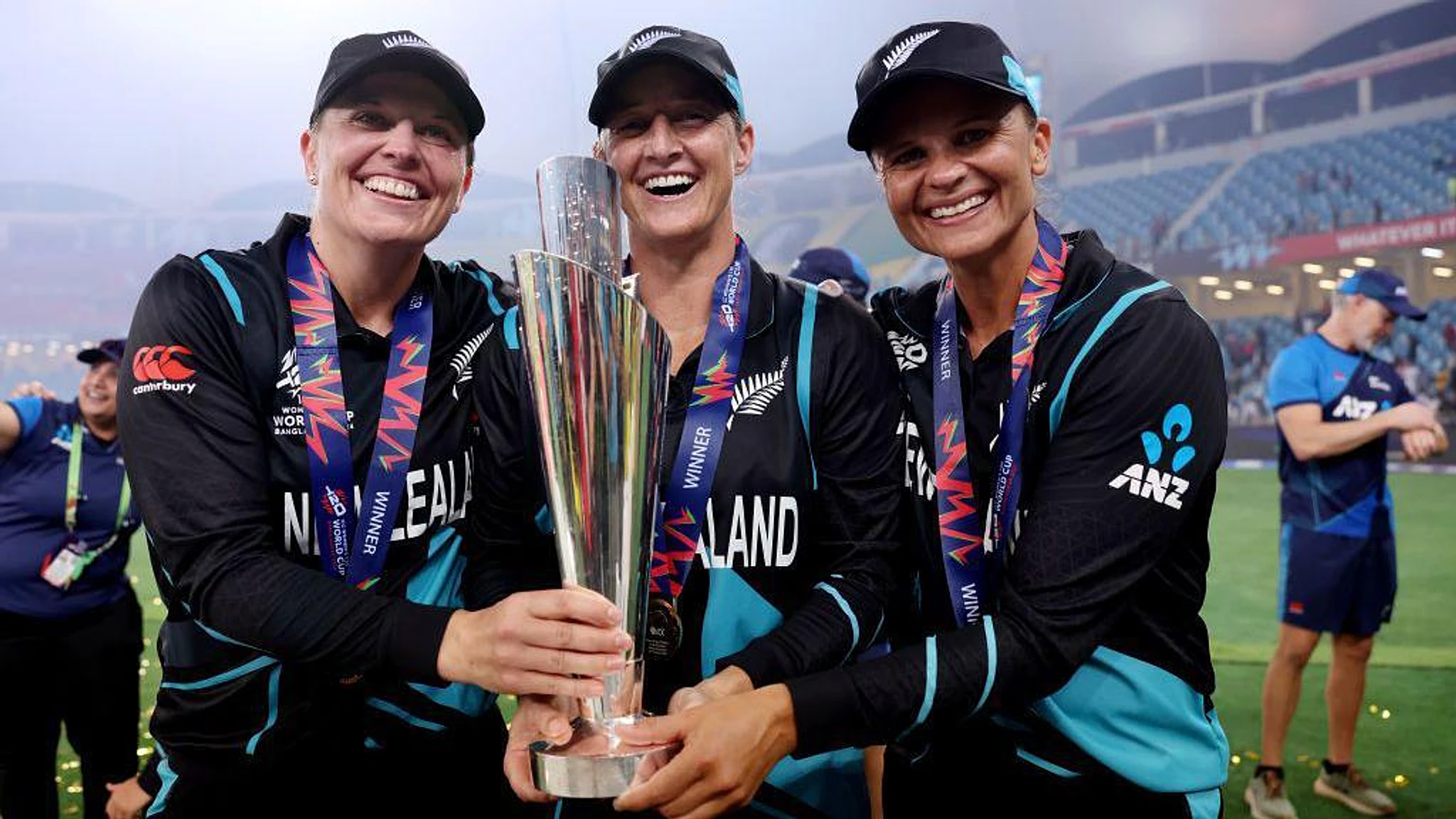 NZ greats Devine and Tahuhu to retire after World Cup