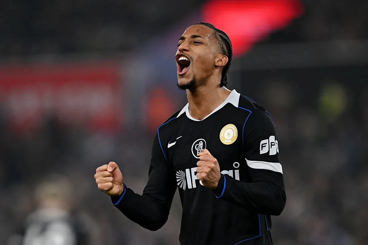 ‘Joao Pedro is ideal’ – Barcelona urged to sign Chelsea star instead of Julian Alvarez