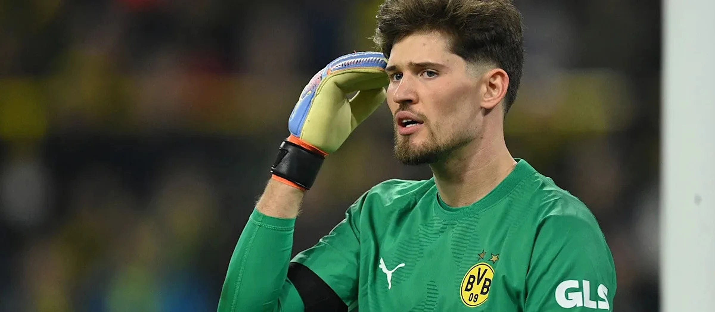 Gregor Kobel: Man United hatch plan for Borussia Dortmund goalkeeper